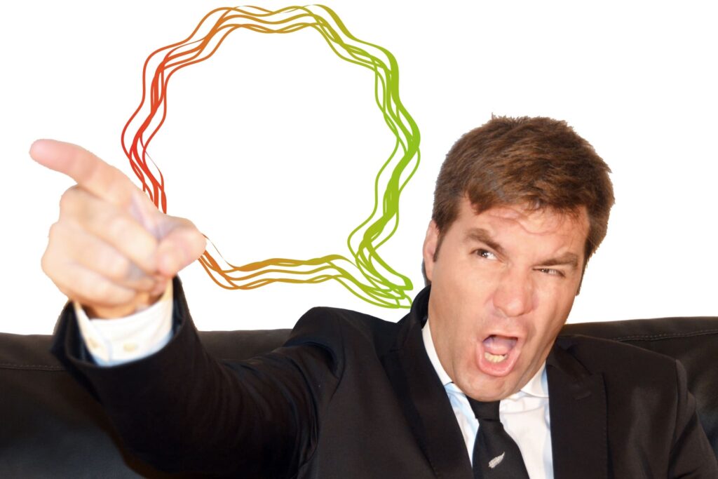 インフルエンサーマーケティングの線引き　投稿内容の指定はすべきか